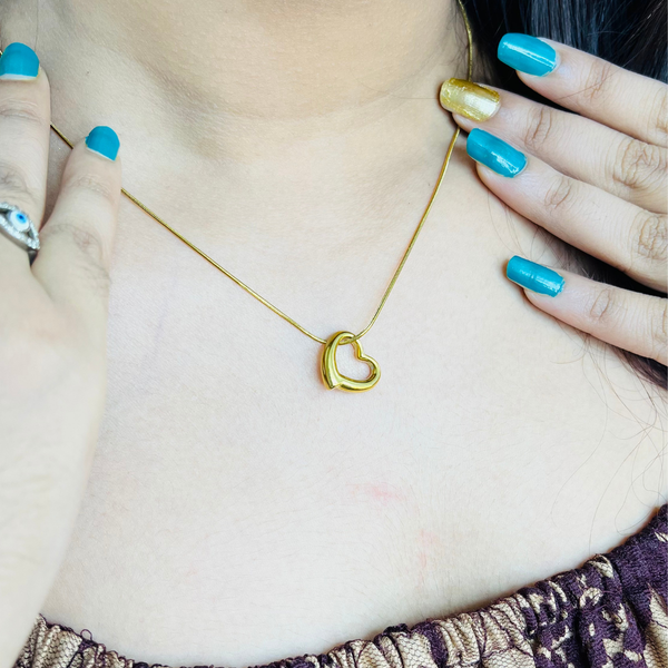 Heartline Whisper Necklace