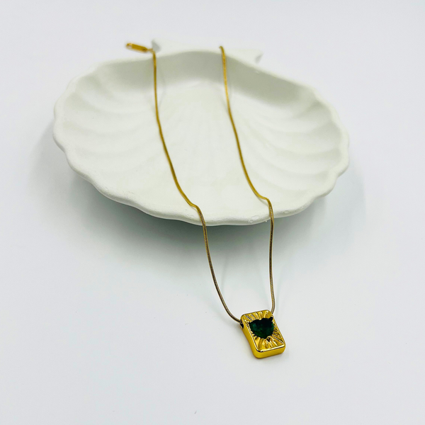 Emeralda Heart Necklace