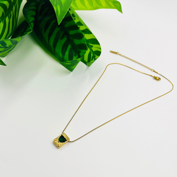 Emeralda Heart Necklace