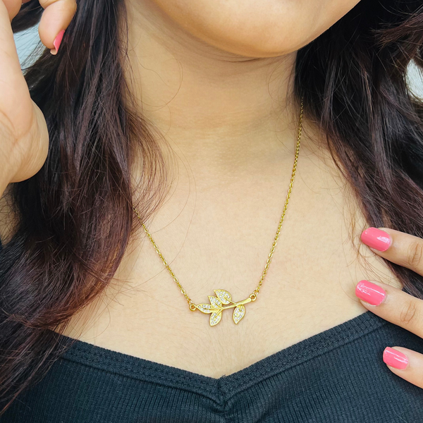 Golden Leaf Whisper Necklace 🌿✨