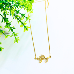Golden Leaf Whisper Necklace 🌿✨
