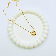 Heartline Whisper Necklace