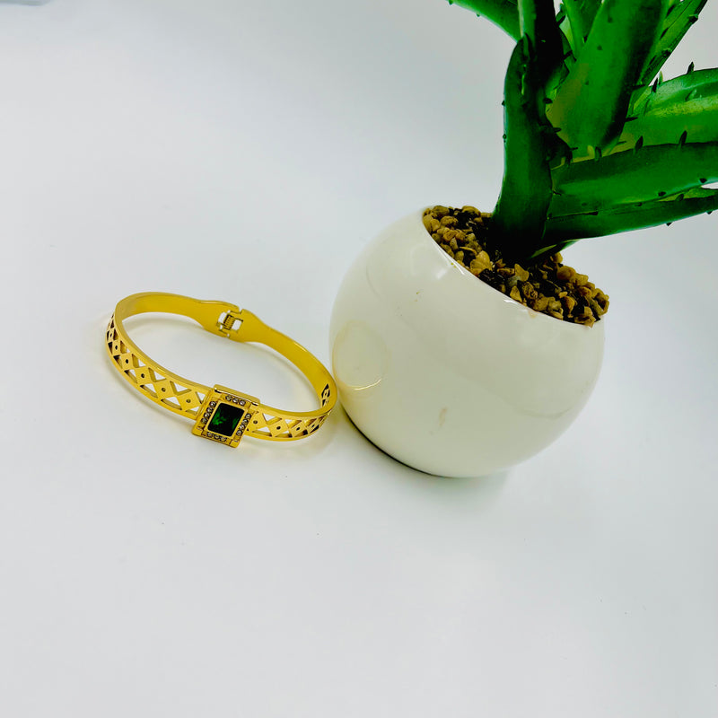 Emera Glow Bracelet